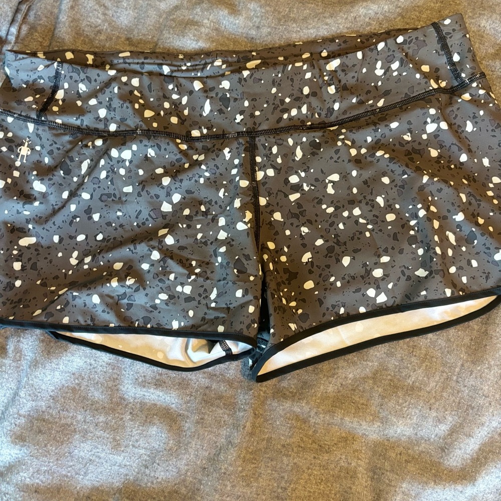 SmartWool Merino Sport Lined Shorts Black Composite Print NWT XL‎